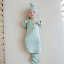Load image into Gallery viewer, Bamboo Gown and Hat Set