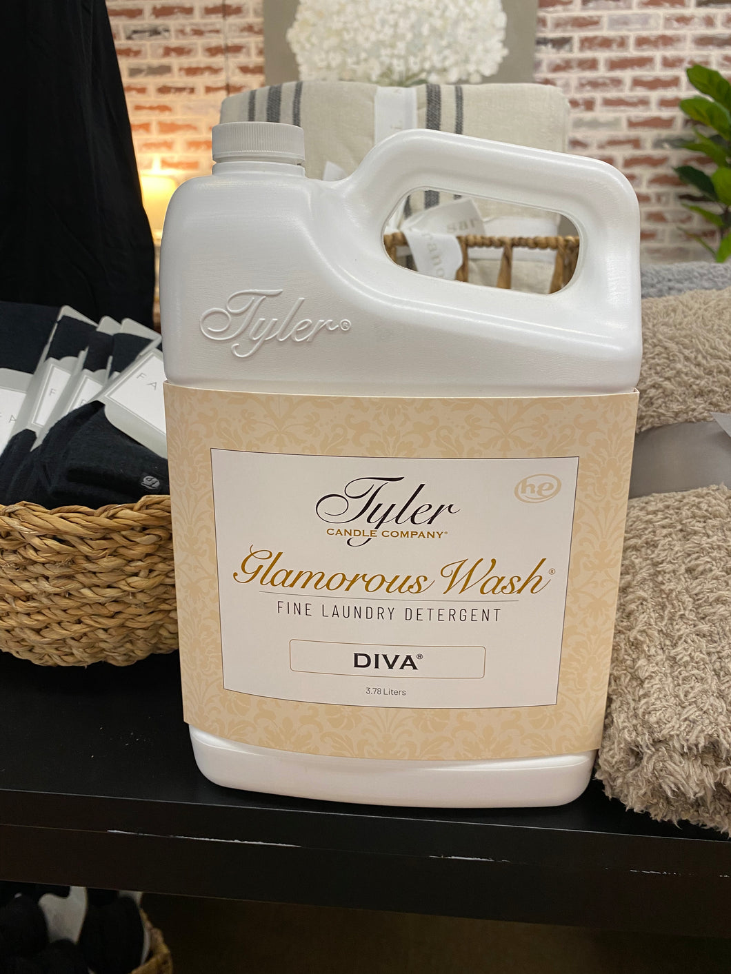 Tyler -  DIVA Glamorous Wash 32oz