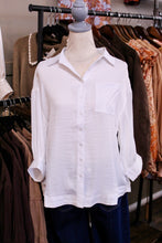 Load image into Gallery viewer, Oversized 3/4 Sleeve Button Up
