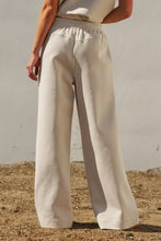 Load image into Gallery viewer, Relaxed Wide Leg Pull On Pants
