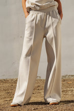 Load image into Gallery viewer, Relaxed Wide Leg Pull On Pants
